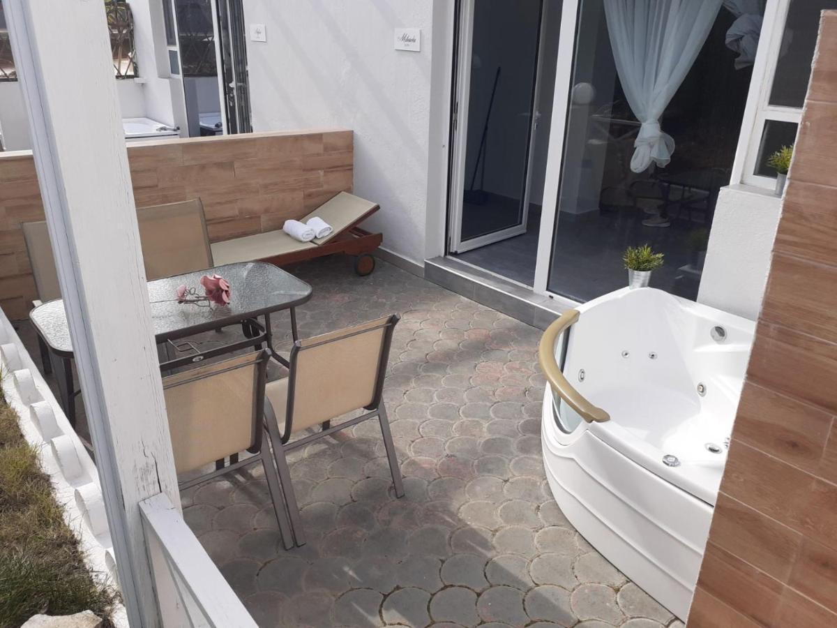 Kapahi Seaview Hotel Apartments Potos Luaran gambar